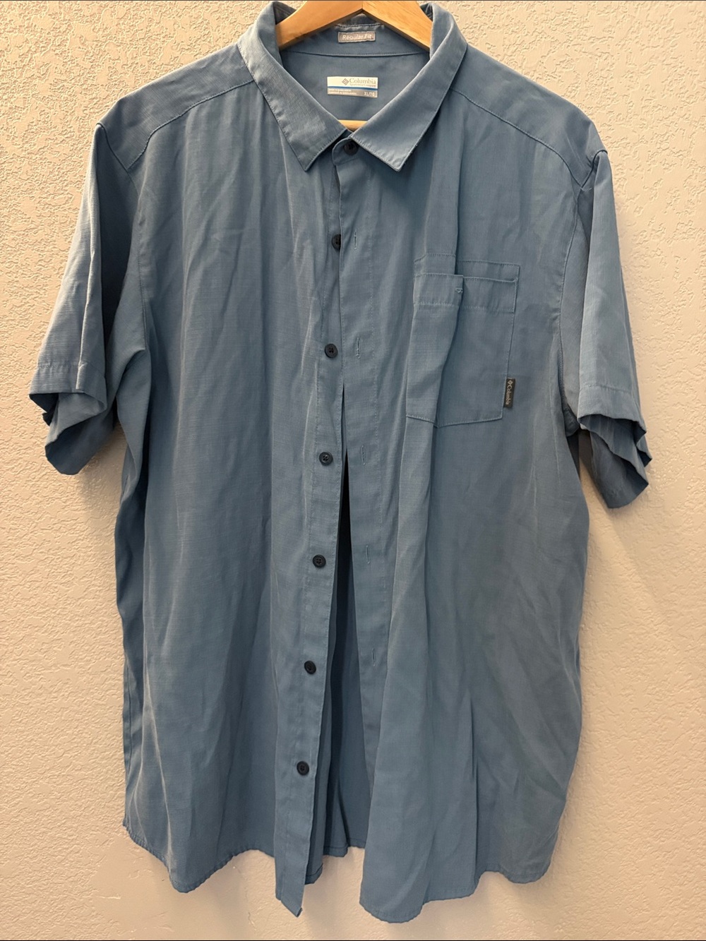 Columbia Men’s Short Sleeve Button-Up Shirt - Dusty Blue